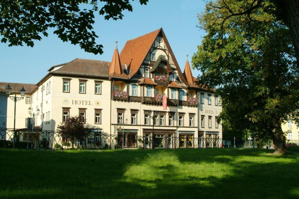 Hotel Saechsischer Hof Meiningen Buitenkant foto