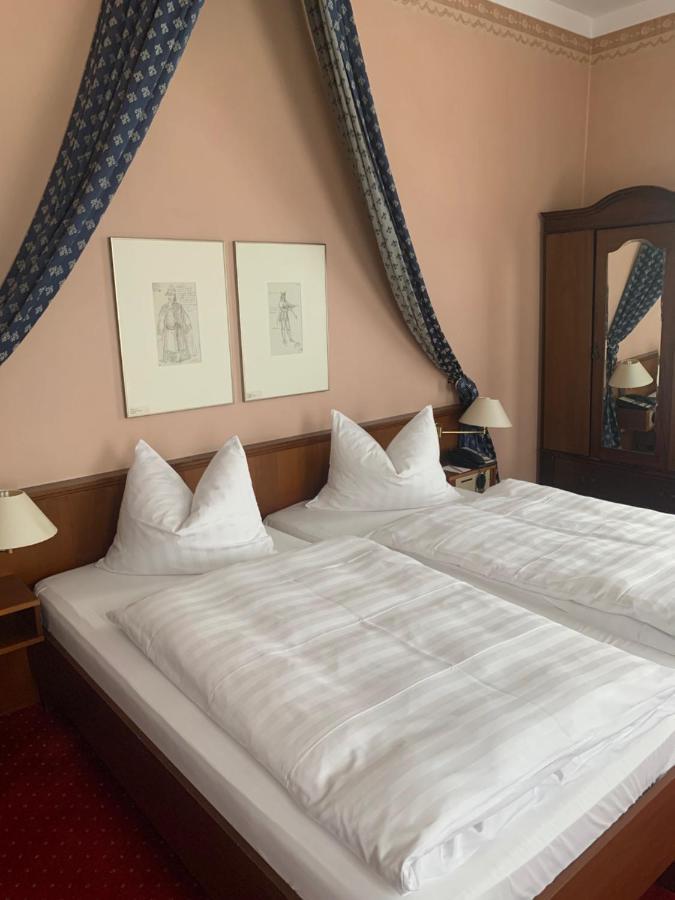 Hotel Saechsischer Hof Meiningen Buitenkant foto