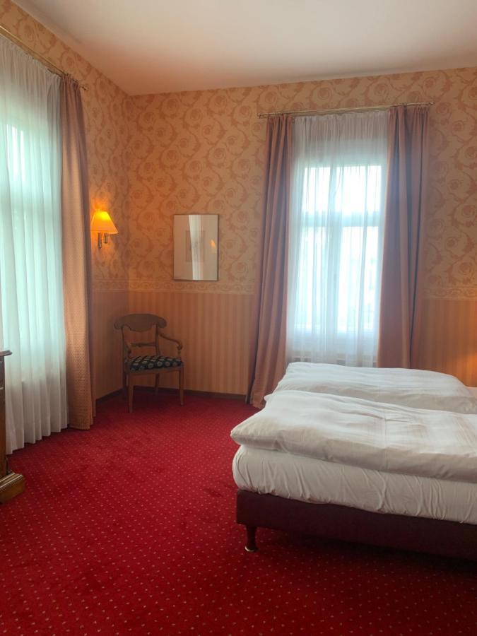 Hotel Saechsischer Hof Meiningen Buitenkant foto